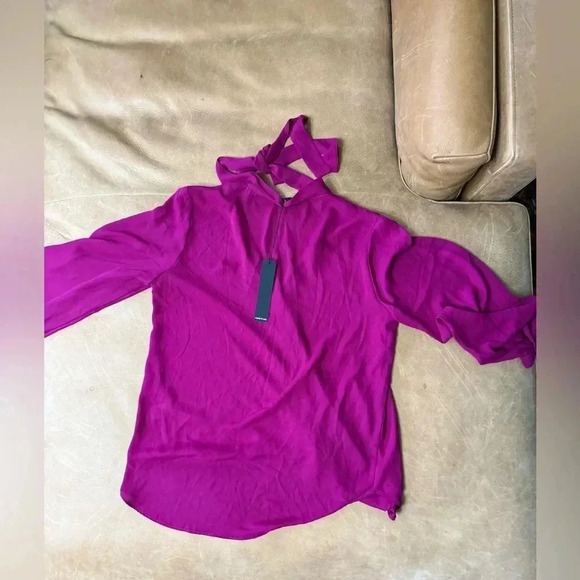 NWT REVOLVE Krisa Pink Tie Front Blouse Women’s Size XS 100% Polyester - Picture 10 of 10